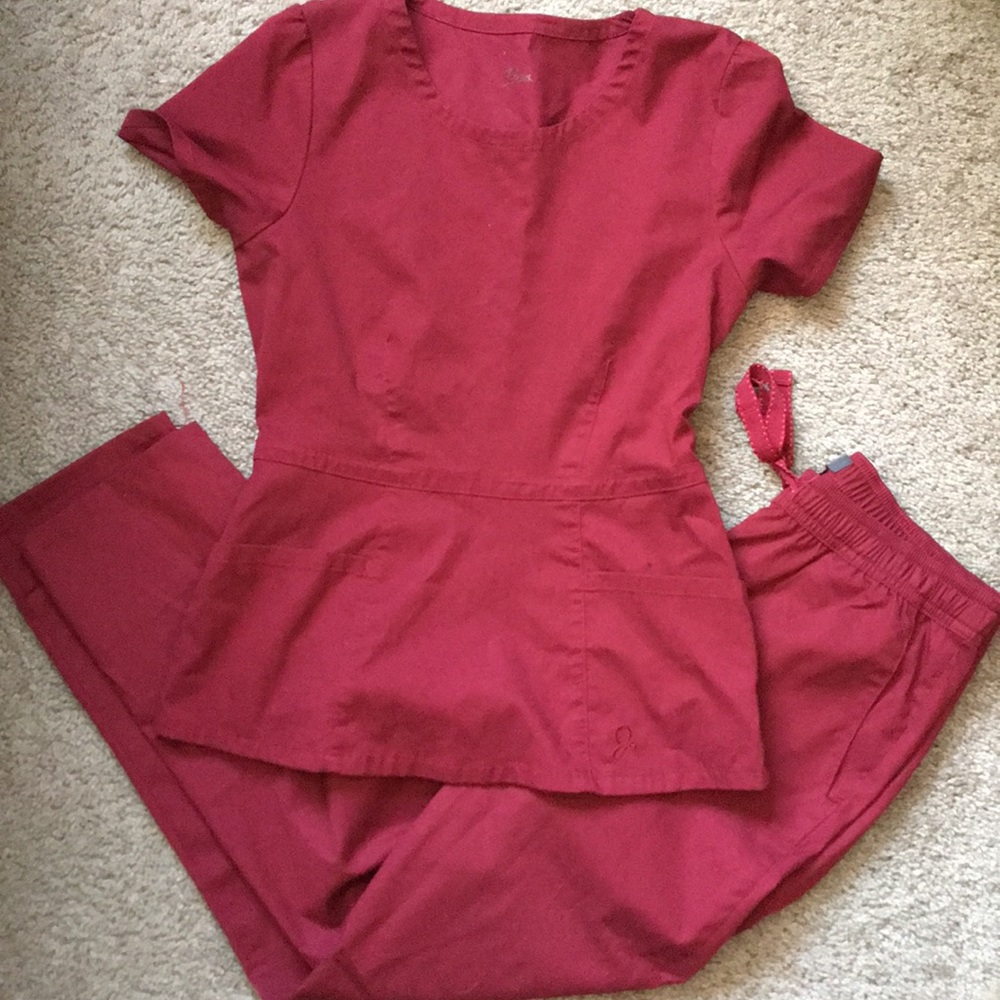 Jaanuu Wine Scrub Set